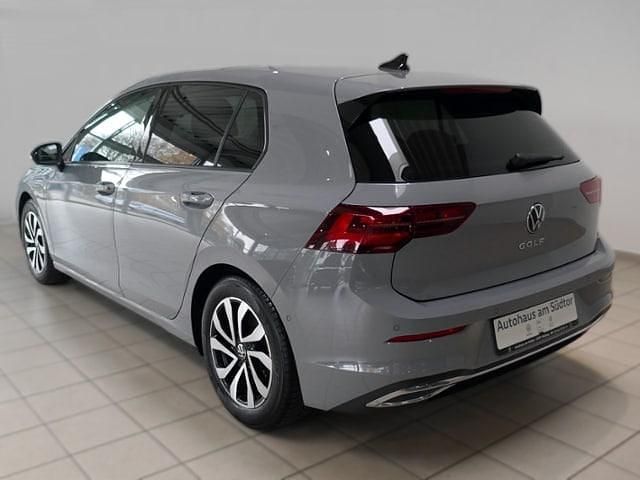 Gebraucht VW Golf VIII Active 150 PS (110 kW) 2023