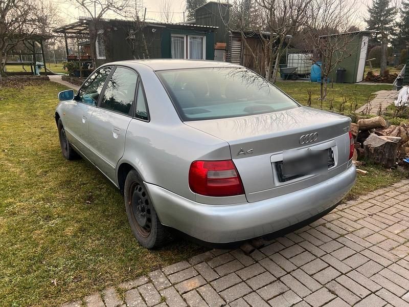 Gebraucht Audi A4 150 PS (110 kW) 1998 Grau Limousine