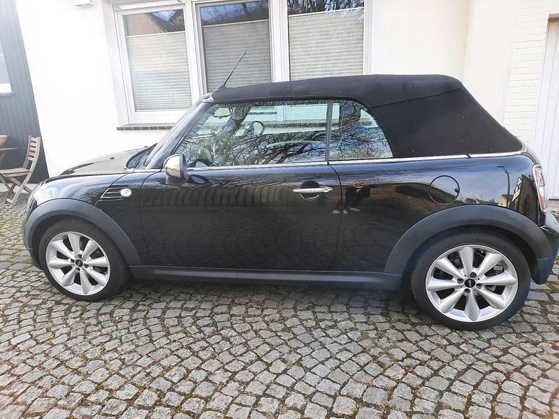 Brugt Mini Cooper Cabriolet 122 HK (89 kW) 2015 Sort Cabriolet