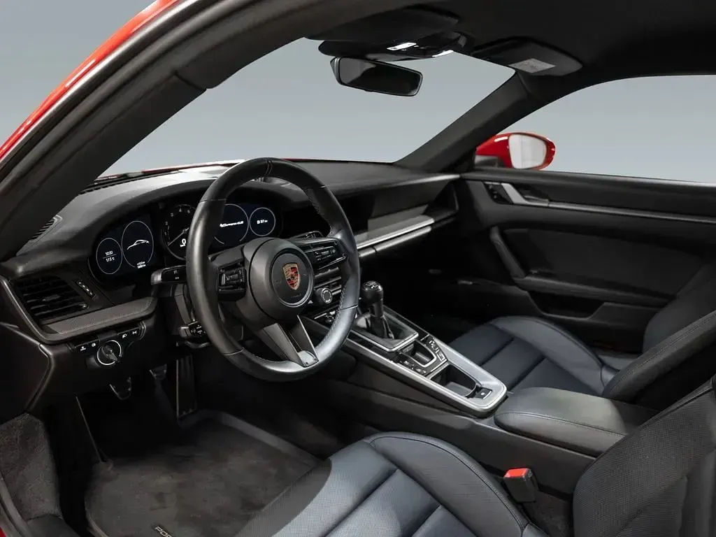 Gebraucht Porsche 992 450 PS (330 kW) 2020 Rot Coupé