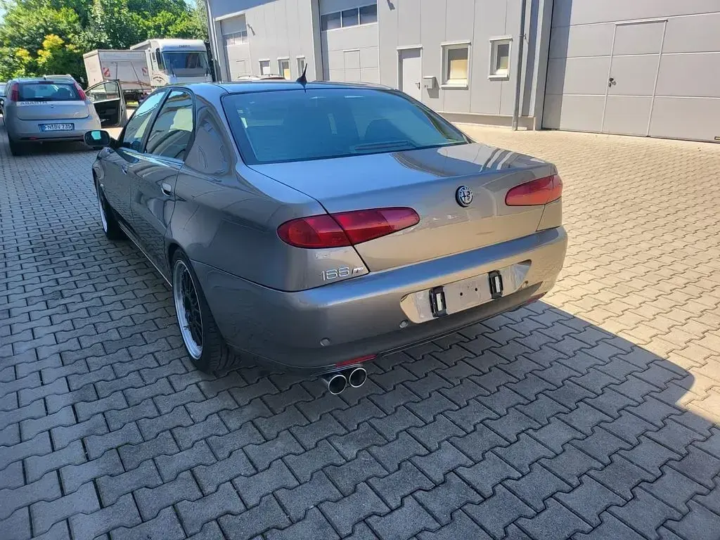 Occasion Alfa Romeo 166 Progression 241 ch (177 kW) 2004 Gris Berline