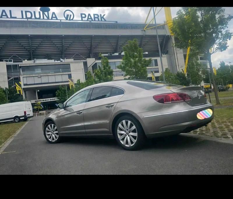 Braun Gebraucht 2012 VW CC Limousine | 9.999 € (Guter Preis) - Bild 1/4