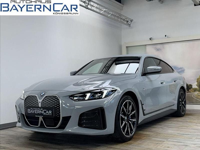 (0c4p) brooklyngrau metallic Gebraucht 2024 BMW i4 M Sport Limousine | 52.989 € (Fairer Preis) - Bild 1/4
