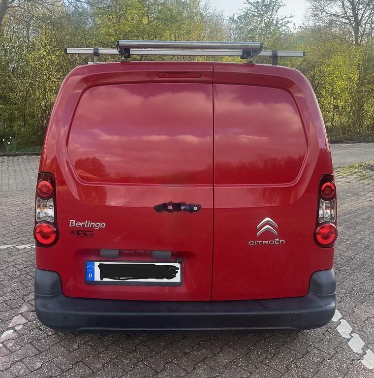 Gebraucht Citroën Berlingo 98 PS (72 kW) 2017 Rot Van / Kleinbus