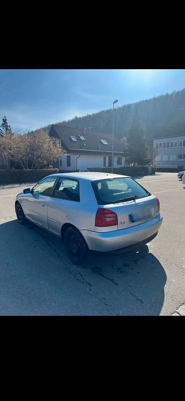 Usata Audi A3 101 CV (74 kW) 1999 Argento Utilitaria