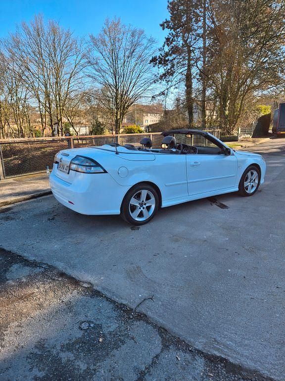 Gebraucht Saab 9-3 Cabriolet Vector 150 PS (110 kW) 2009 Weiß Cabrio