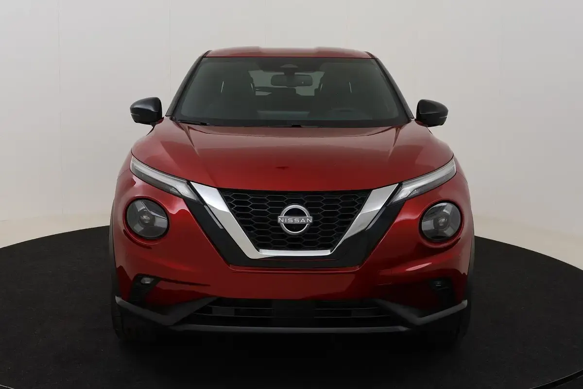 Neu Nissan Juke Tekna 94 PS (69 kW) 2026 Red fuji sunset SUV