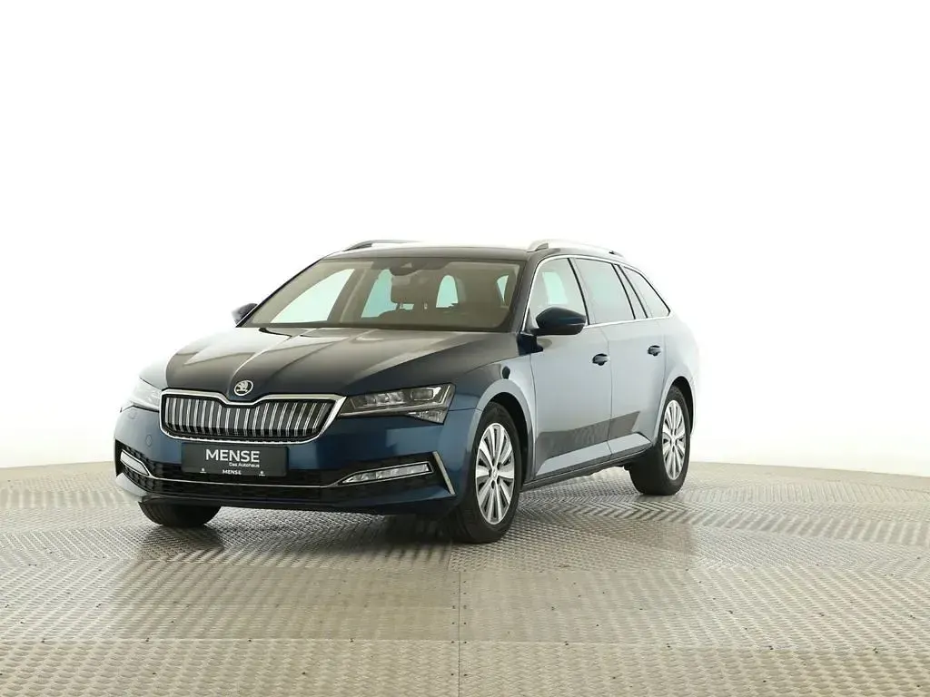 Gebraucht Skoda Superb Style 218 PS (160 kW) 2021 Lavablau Kombi