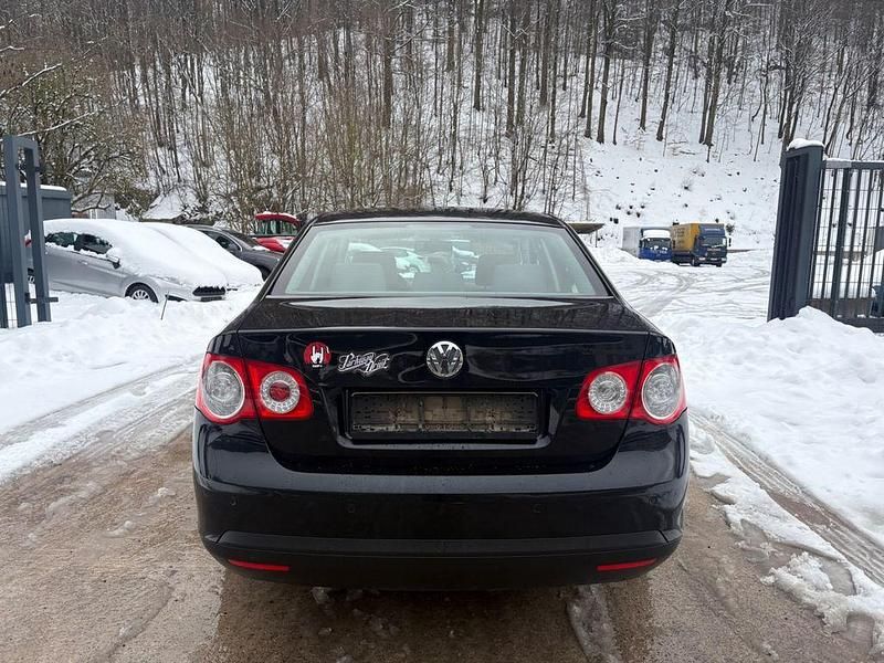 Gebraucht VW Jetta Comfortline 150 PS (110 kW) 2006 Schwarz Limousine