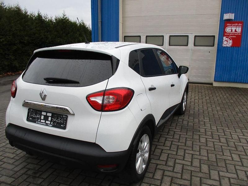 Gebraucht Renault Captur Dynamique 90 PS (66 kW) 2015 Weiß SUV