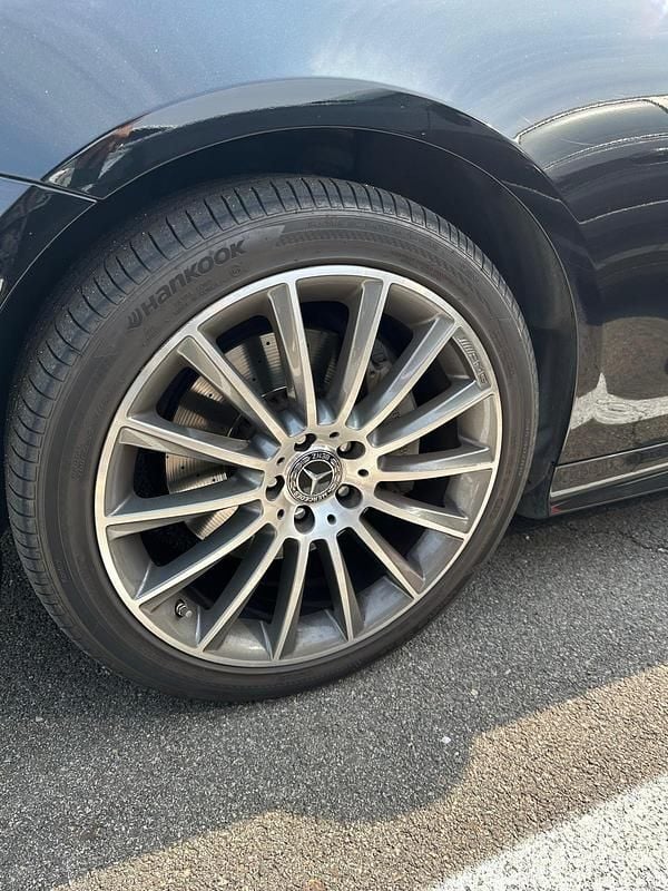 Gebraucht Mercedes E220 AMG line 194 PS (142 kW) 2017 Schwarz Coupé