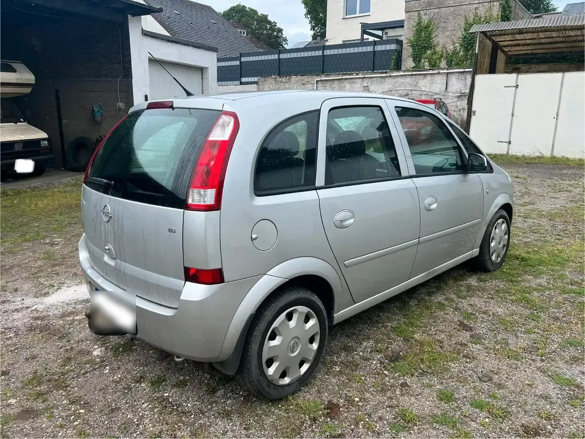 Gebraucht Opel Meriva 100 PS (73 kW) 2005 Silber Van / Kleinbus
