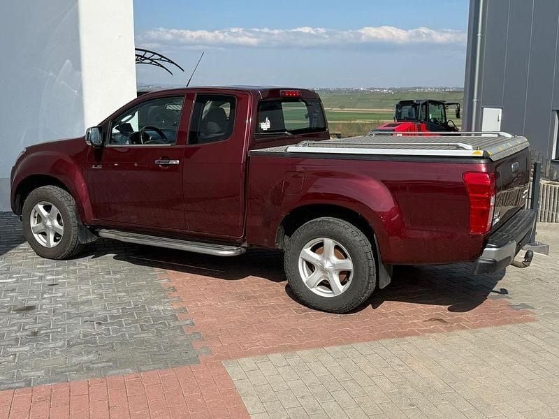 Gebraucht Isuzu D-Max 163 PS (119 kW) 2013 Rot SUV