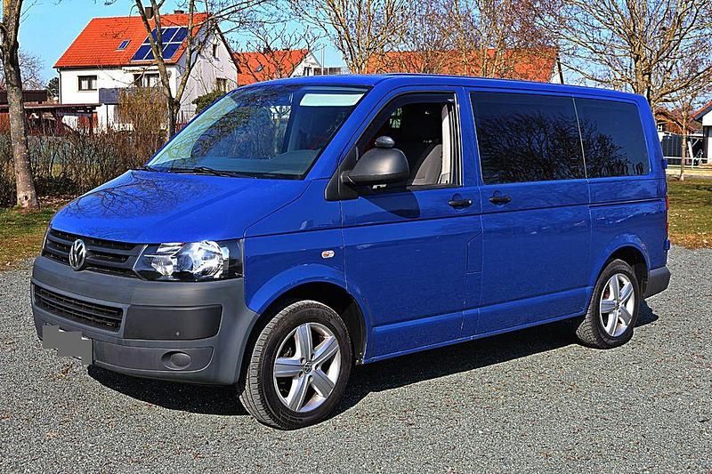 Gebraucht VW T5 140 PS (102 kW) 2013 Van