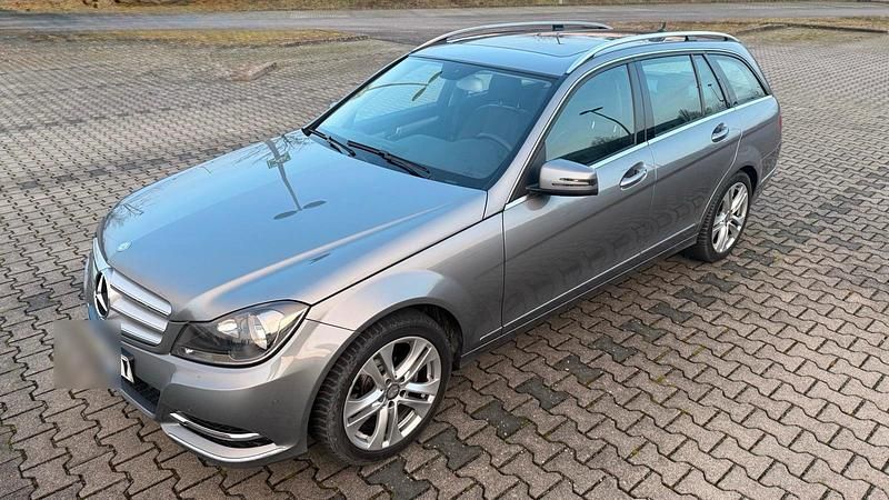 Grau Gebraucht 2014 Mercedes C200 Kombi | 14.500 € (Etwas zu teuer) - Bild 1/4