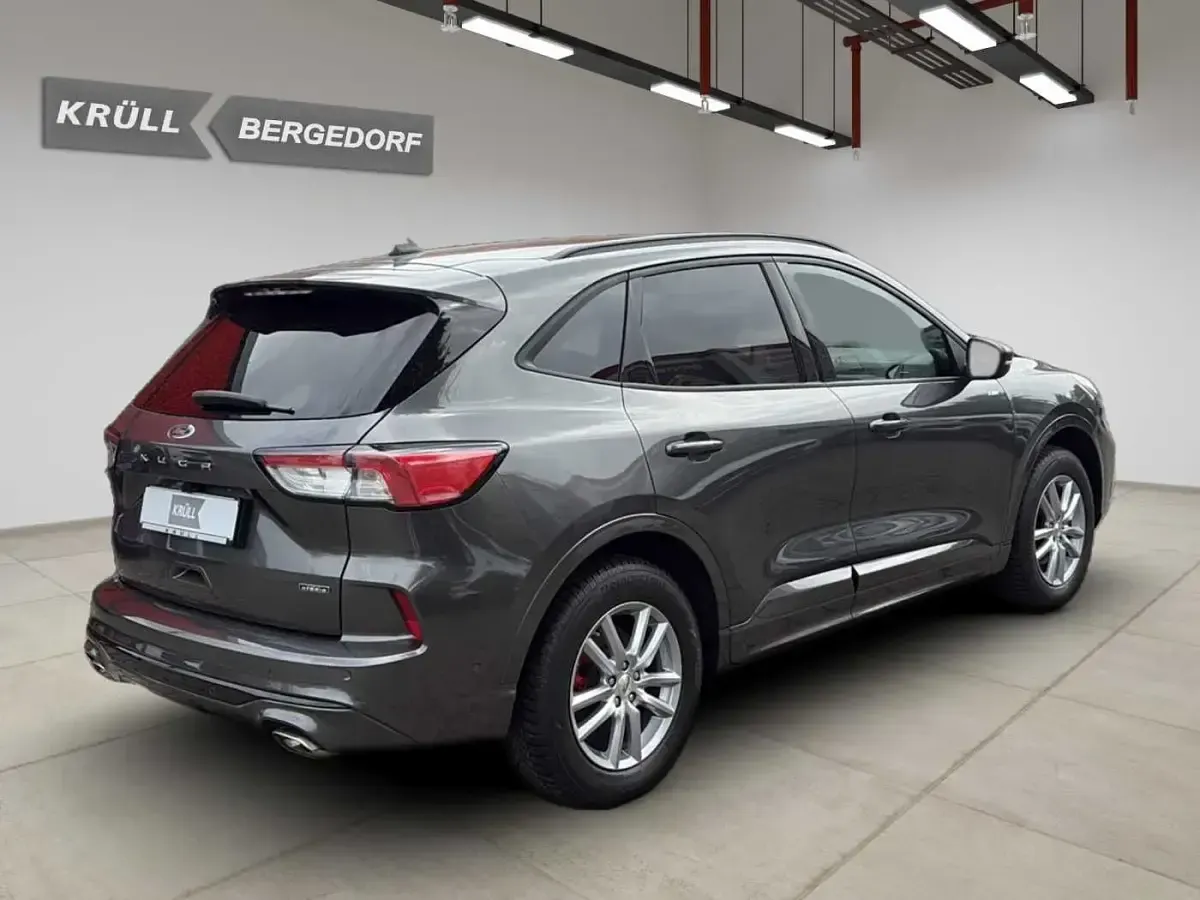 Gebraucht Ford Kuga ST-Line X 224 PS (164 kW) 2022 Grün SUV