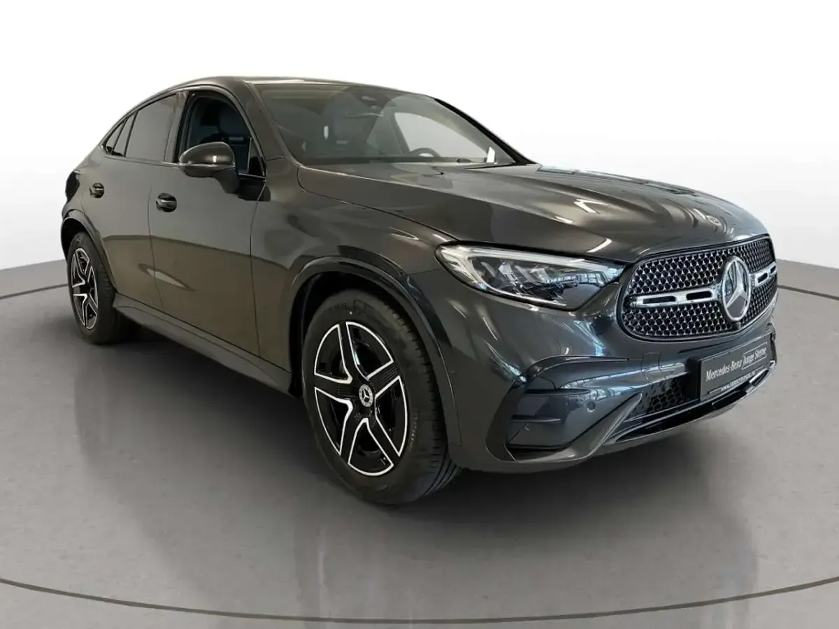 Gebraucht Mercedes GLC220 AMG line 197 PS (144 kW) 2025 Metalliclack graphitgrau SUV