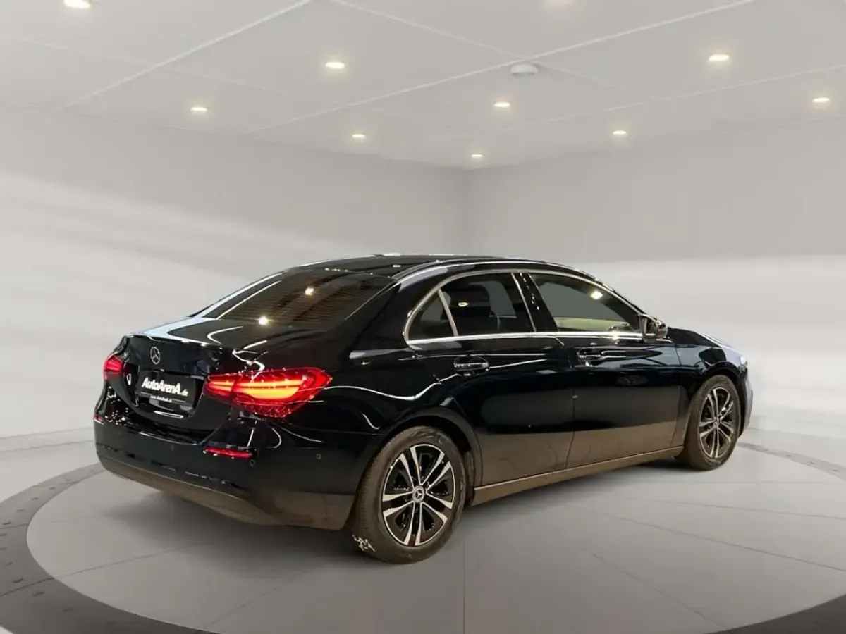 Gebraucht Mercedes A220 190 PS (139 kW) 2024 Schwarz Limousine
