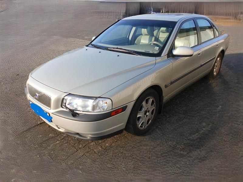 Gold Gebraucht 2002 Volvo S80 Limousine | 5.980 € (Etwas zu teuer) - Bild 1/4