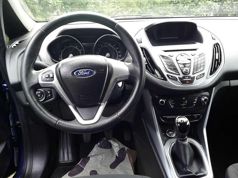 Second-hand Ford B-MAX SYNC Edition 101 CP (74 kW) 2016 Albastru Monovolum