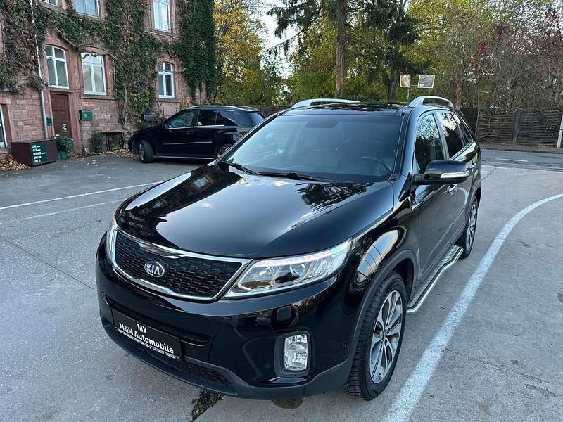 Schwarz Gebraucht 2013 Kia Sorento Spirit SUV | 16.999 € - Bild 1/3