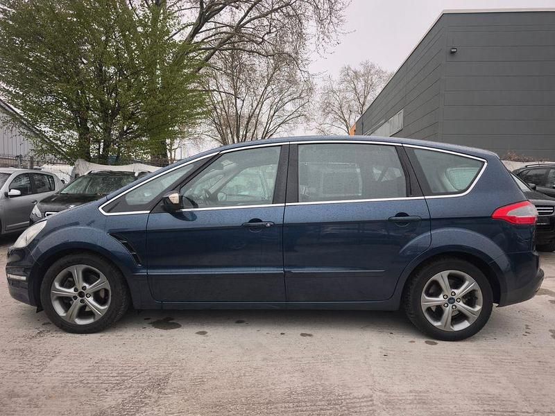 Gebraucht Ford S-MAX Titanium 163 PS (119 kW) 2011 Blau Van / Kleinbus