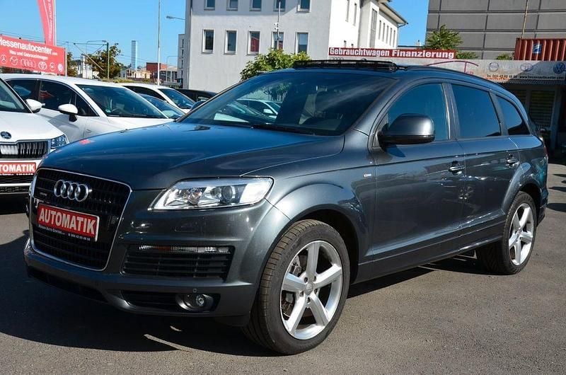 Grau Gebraucht 2009 Audi Q7 S-line plus SUV | 13.900 € (Superpreis) - Bild 1/4