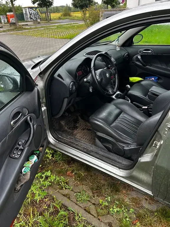 Gebraucht Alfa Romeo 147 Distinctive 105 PS (77 kW) 2005 Grau Kleinwagen