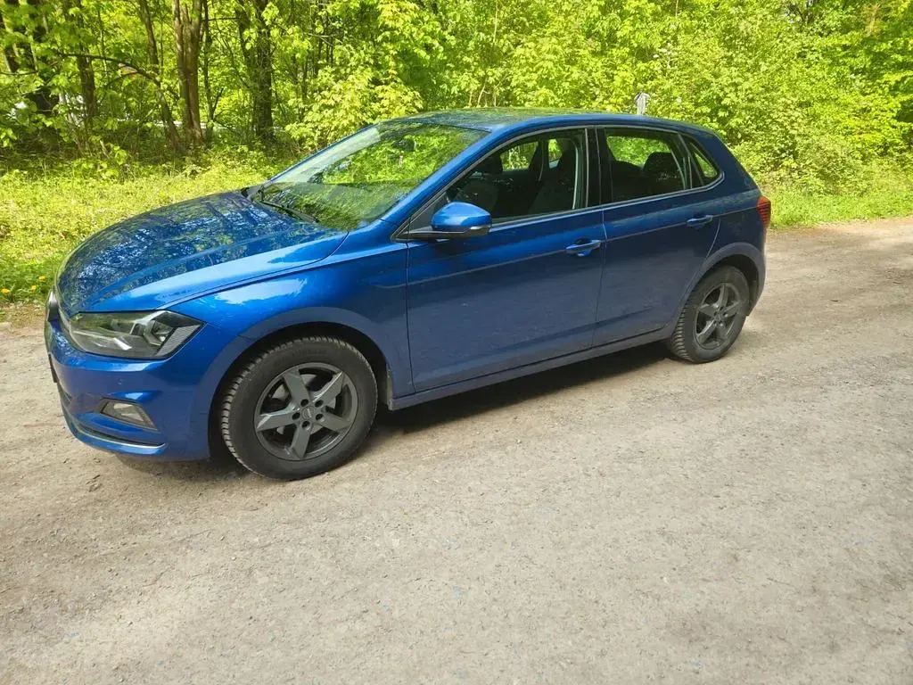 Gebraucht VW Polo Highline 95 PS (69 kW) 2019 Blau Kleinwagen