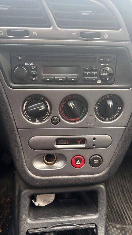 Gebraucht Peugeot 306 88 PS (64 kW) 1999 Silber Limousine