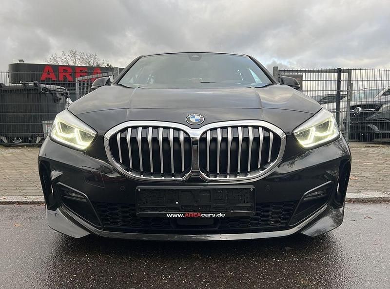 Gebraucht BMW 120 M Sport 190 PS (139 kW) 2023 Schwarz Kleinwagen