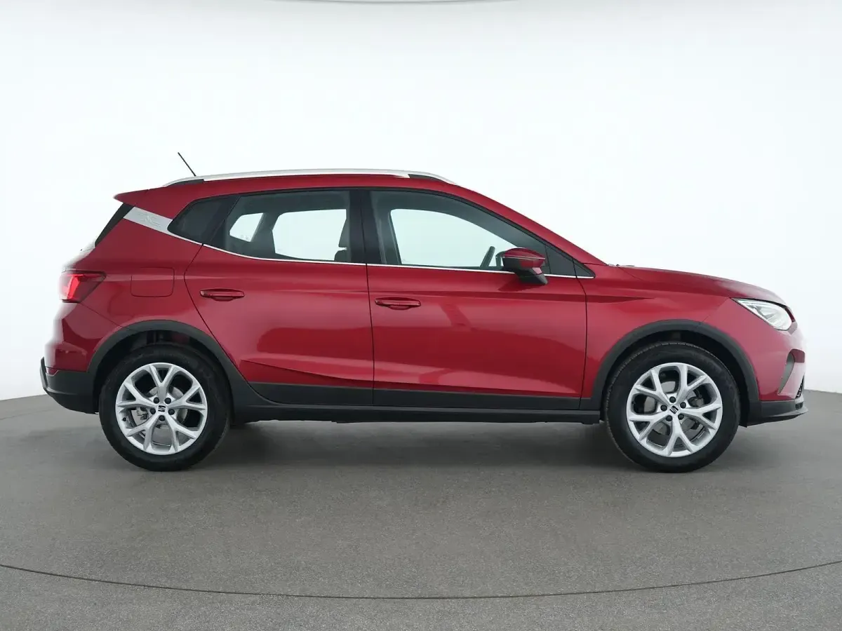 Gebraucht Seat Arona FR 110 PS (80 kW) 2023 Desire rot SUV