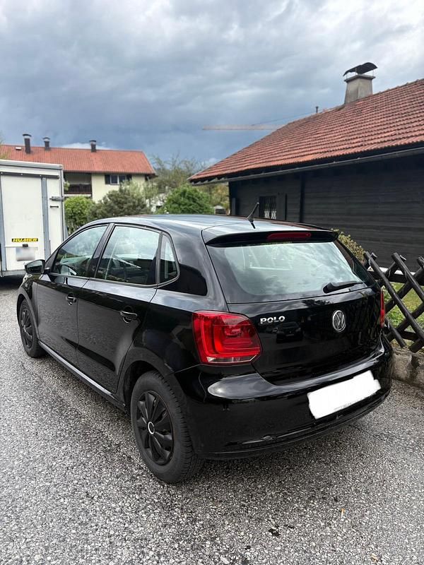 Gebraucht VW Polo 60 PS (44 kW) 2012 Schwarz Kleinwagen