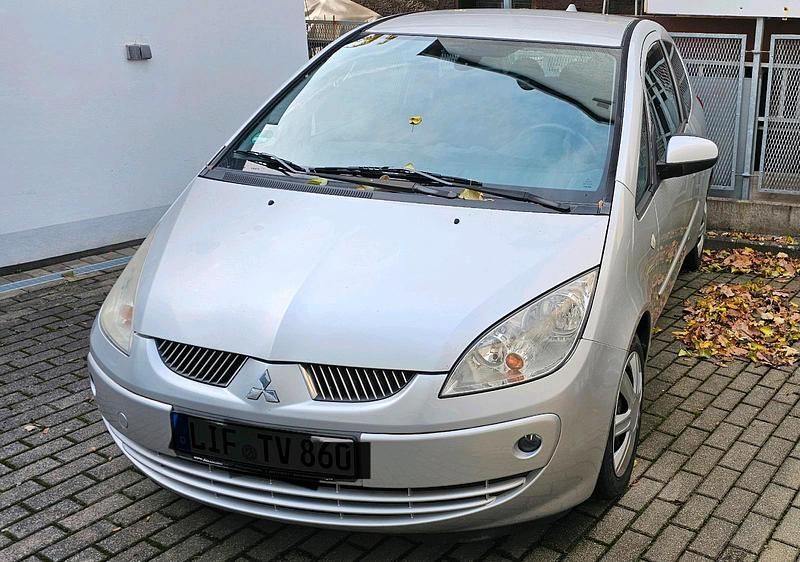 Silber Gebraucht 2008 Mitsubishi Colt Kleinwagen | 1.300 € - Bild 1/1