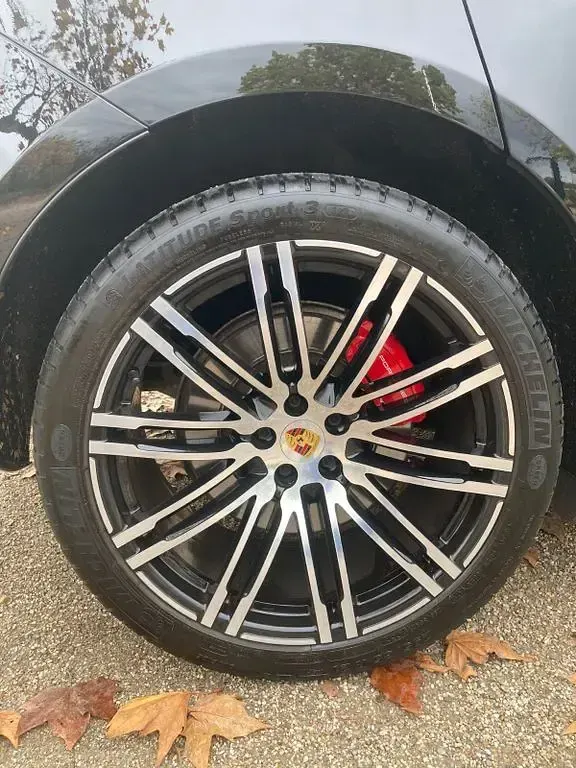 Gebraucht Porsche Macan Performance Package 441 PS (324 kW) 2018 Schwarz SUV