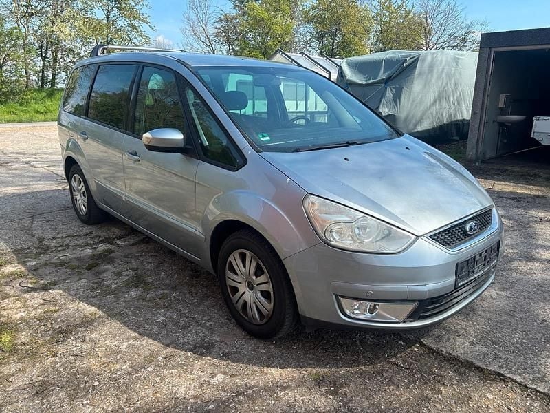 Gebraucht Ford Galaxy 145 PS (106 kW) 2008 Silber Van / Kleinbus