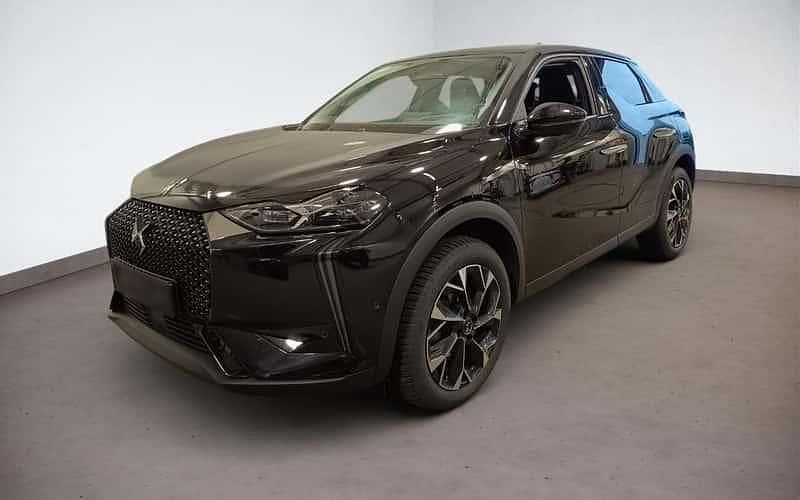 Schwarz Gebraucht 2024 DS Automobiles DS3 Crossback Performance SUV | 20.990 € (Fairer Preis) - Bild 1/4