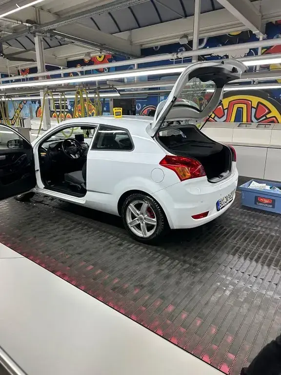 Usado Kia Ceed Spirit 90 CV (66 kW) 2011 Blanco Utilitario