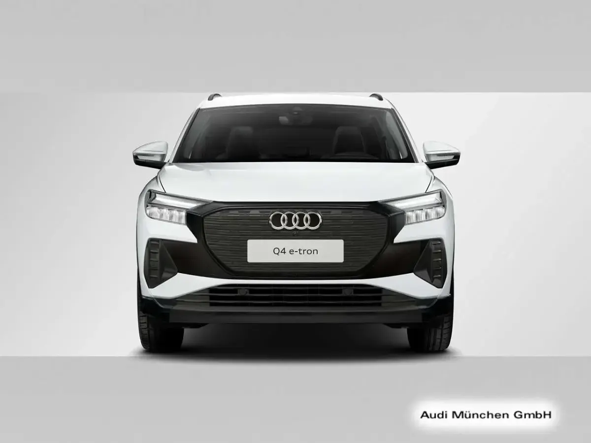 Gebraucht Audi Q4 e-tron Advanced 210 kW (286 PS) 2025 Gletscherweiß metallic SUV