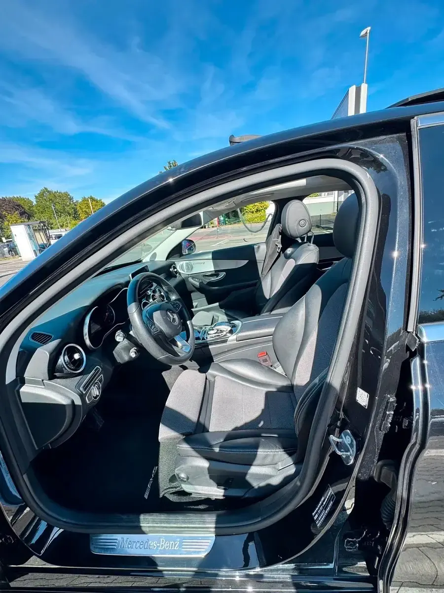 Gebraucht Mercedes C200 184 PS (135 kW) 2017 Schwarz Limousine