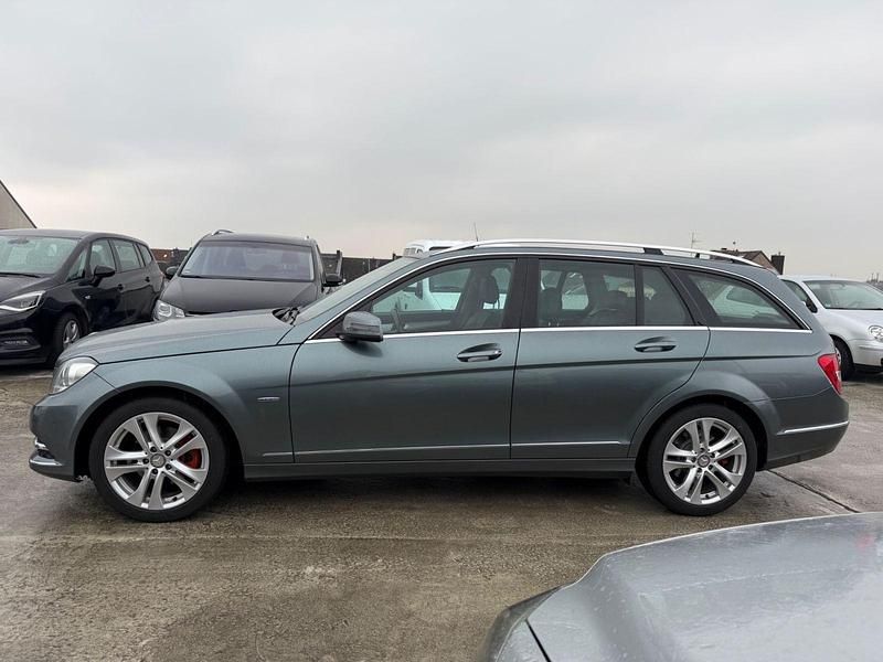 Gebraucht Mercedes C200 184 PS (135 kW) 2011 Grau Kombi
