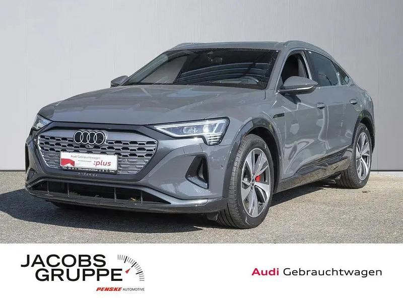 Grau Gebraucht 2023 Audi Q8 e-tron Advanced SUV | 43.780 € (Superpreis) - Bild 1/4