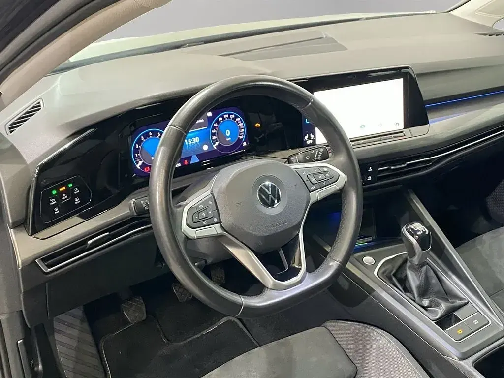Używany VW Golf VII Edition 150 KM (110 kW) 2019 Czarny Sedan/Limuzyna