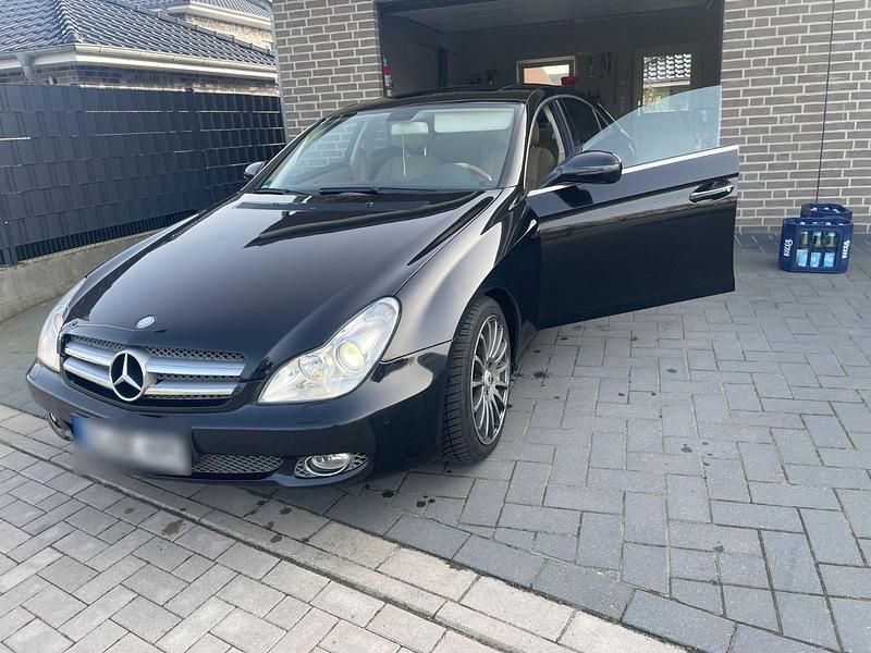 Gebraucht Mercedes CLS320 224 PS (164 kW) 2008 Schwarz Coupé