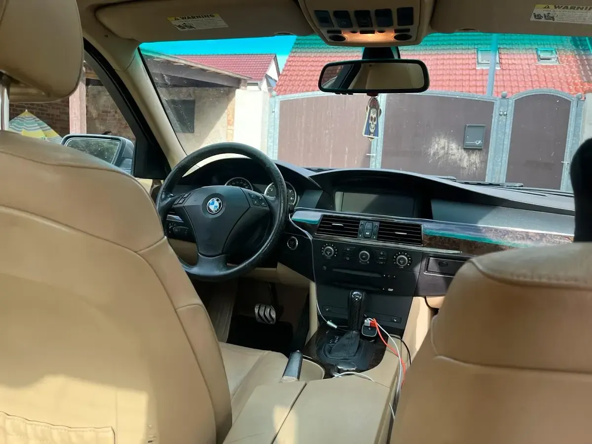 Gebraucht BMW 530 258 PS (189 kW) 2006 Silber Limousine