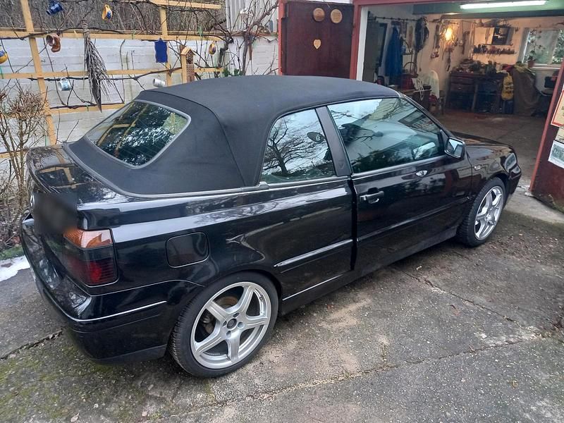 Gebraucht VW Golf Cabriolet 116 PS (85 kW) 2001 Schwarz Cabrio