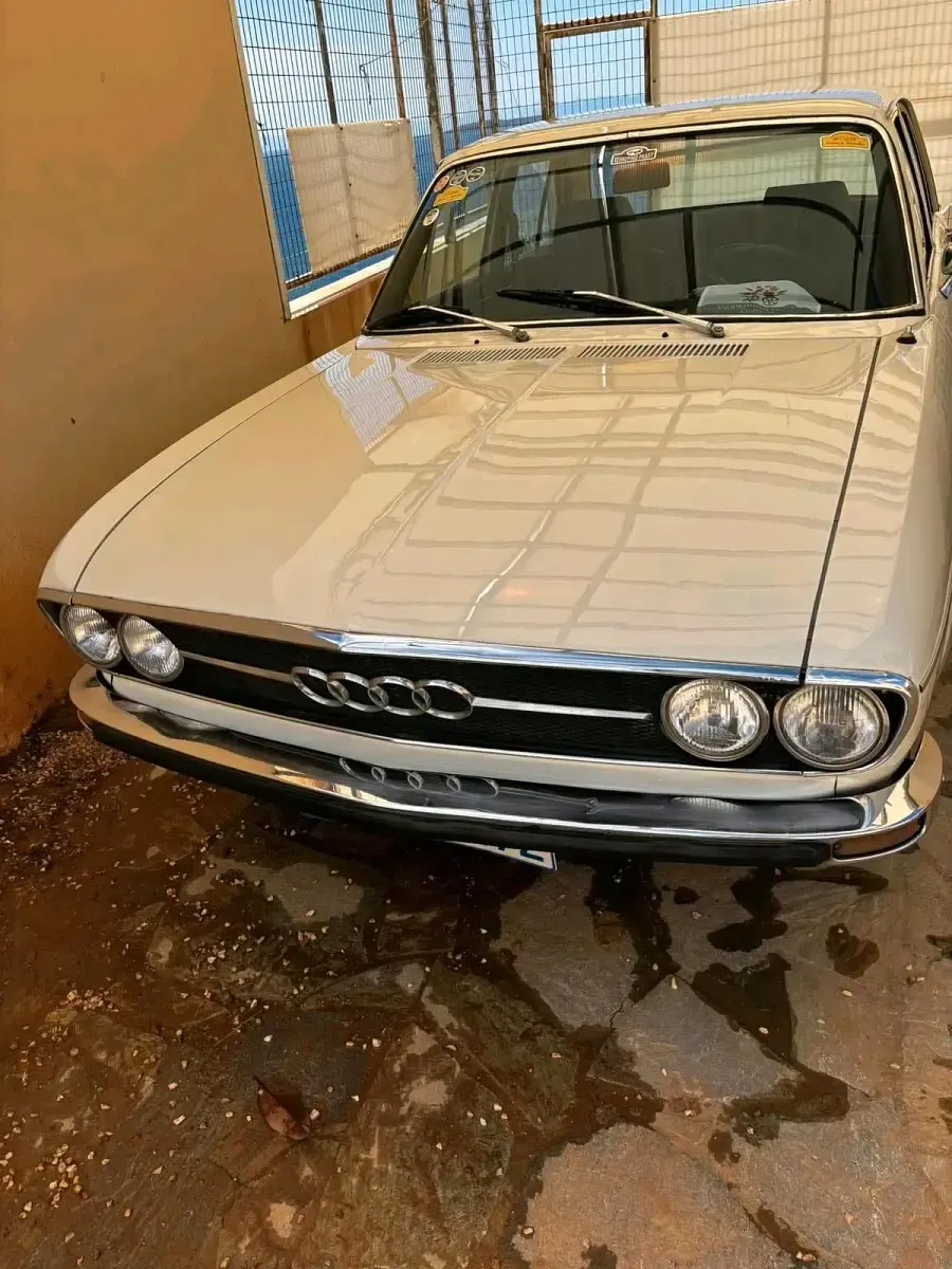 Gebraucht Audi 100 112 PS (82 kW) 1972 Weiß Limousine