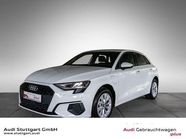 Ibisweiß Gebraucht 2022 Audi A3 Sportback e-tron Kleinwagen | 22.850 € (Guter Preis) - Bild 1/4