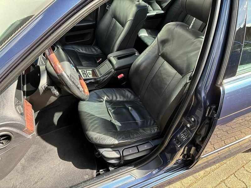 Gebraucht BMW 525 163 PS (119 kW) 2002 Blau Limousine