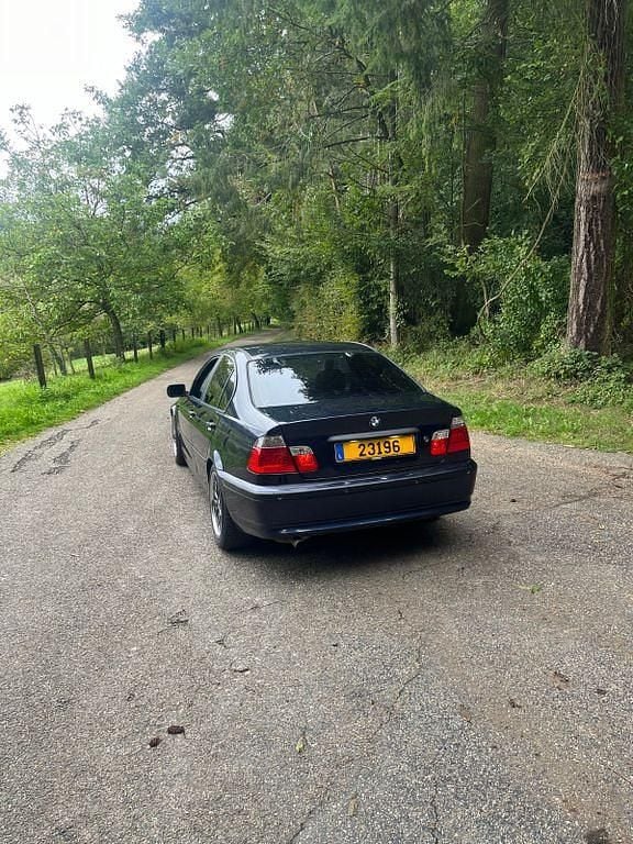 Schwarz Gebraucht 2002 BMW 318 Performance Limousine | 1.500 € (Guter Preis) - Bild 1/4